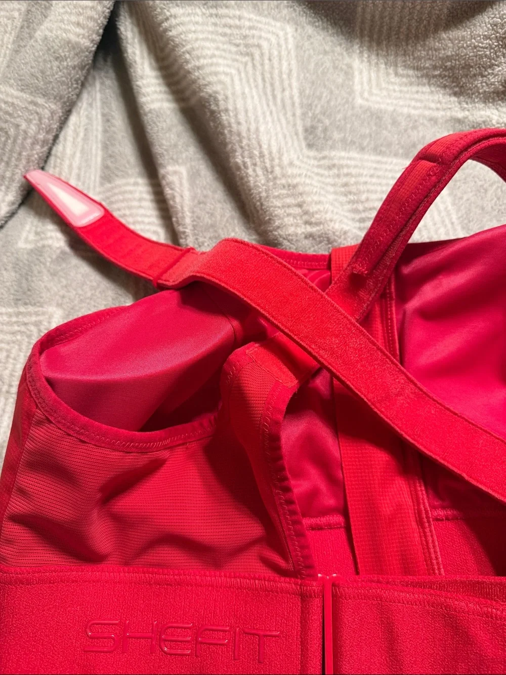 SHEFIT  Pink Front-Zip Sports Bra 3Luxe